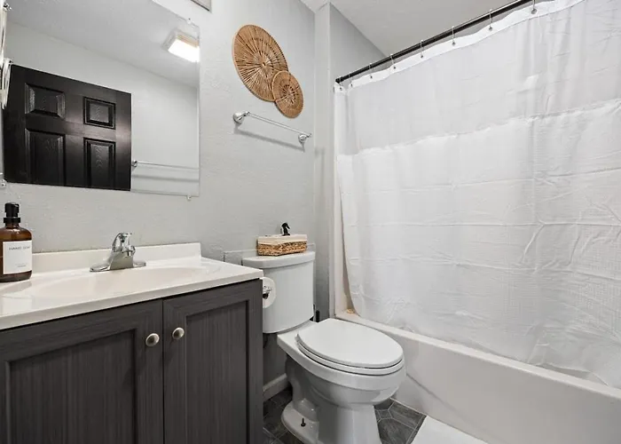 Hines Haven - Unit 2 - Perfect For Hébergement de vacances *